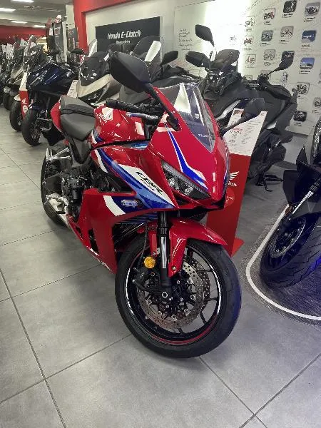 CBR 650 R 