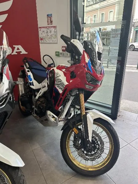 CRF 1100 L AFRICA TWIN  ADVENTURE SPORTS DCT