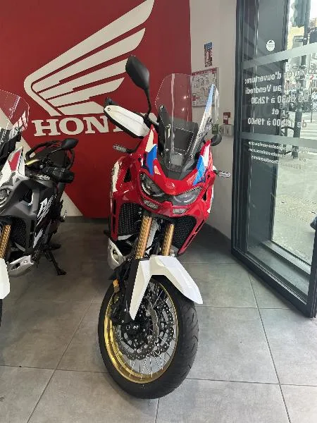 CRF 1100 L AFRICA TWIN  ADVENTURE SPORTS DCT