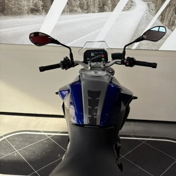 F900R
