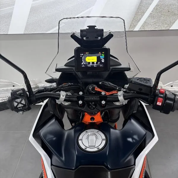 890 ADVENTURE R