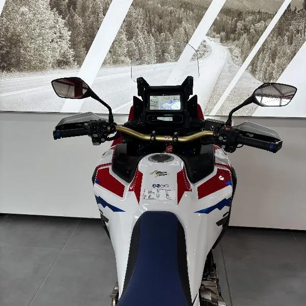 CRF 1100 L AFRICA TWIN  ADVENTURE SPORTS DCT