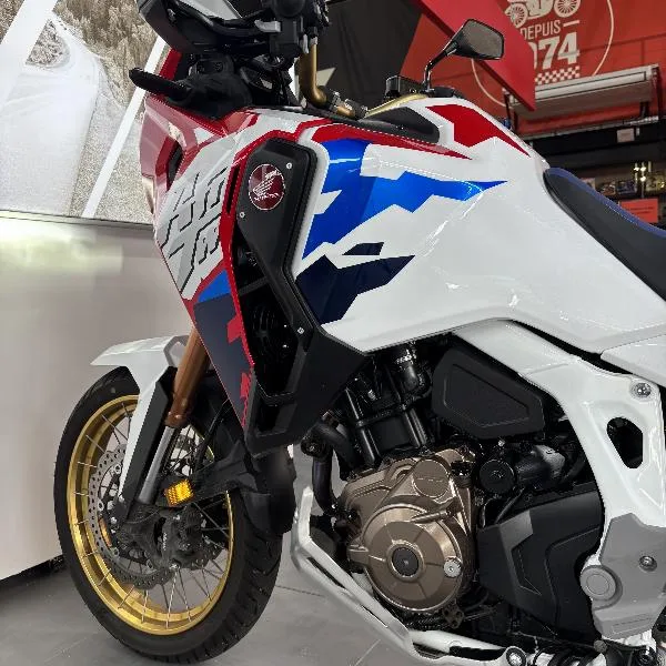 CRF 1100 L AFRICA TWIN  ADVENTURE SPORTS DCT