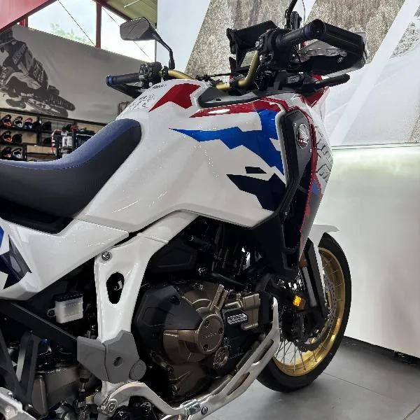 CRF 1100 L AFRICA TWIN  ADVENTURE SPORTS DCT