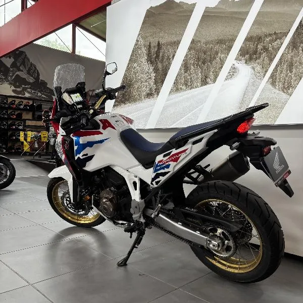 CRF 1100 L AFRICA TWIN  ADVENTURE SPORTS DCT