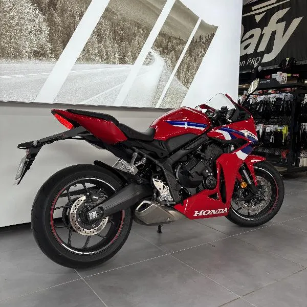 CBR 650 R ECLUTCH