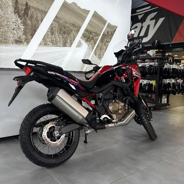 CRF 1100  L AFRICA TWIN