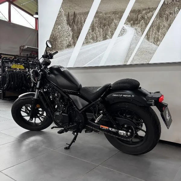 REBEL 500