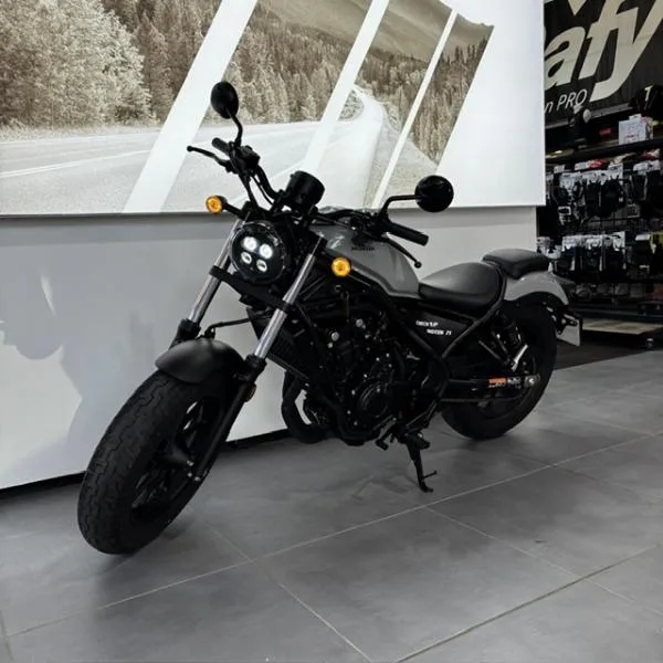 REBEL 500
