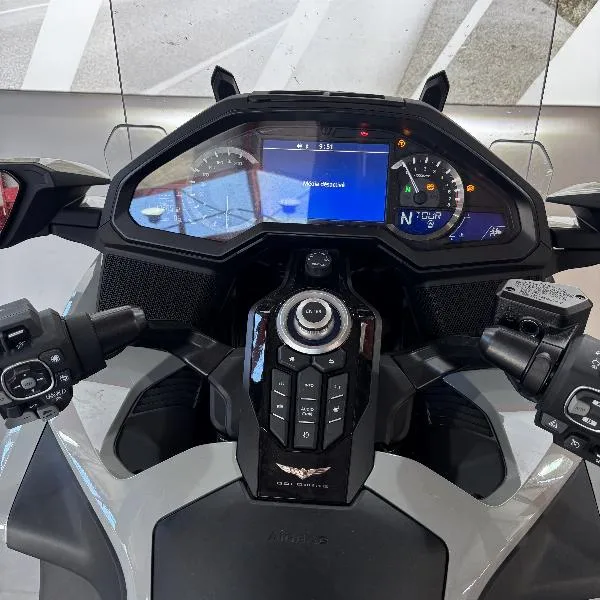 GL 1800 GOLDWING TOURING DCT