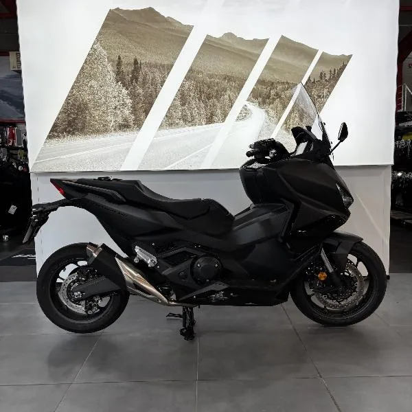 NSS FORZA 750