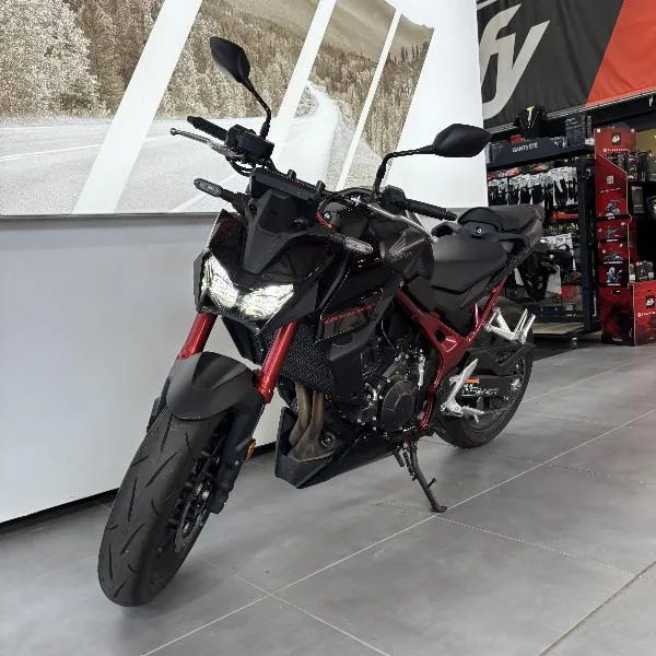 CB 750 HORNET