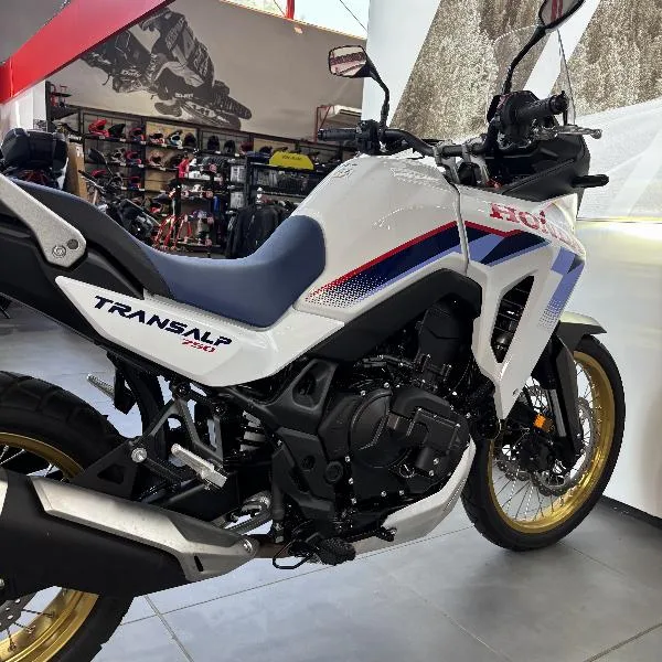 TRANSALP 750