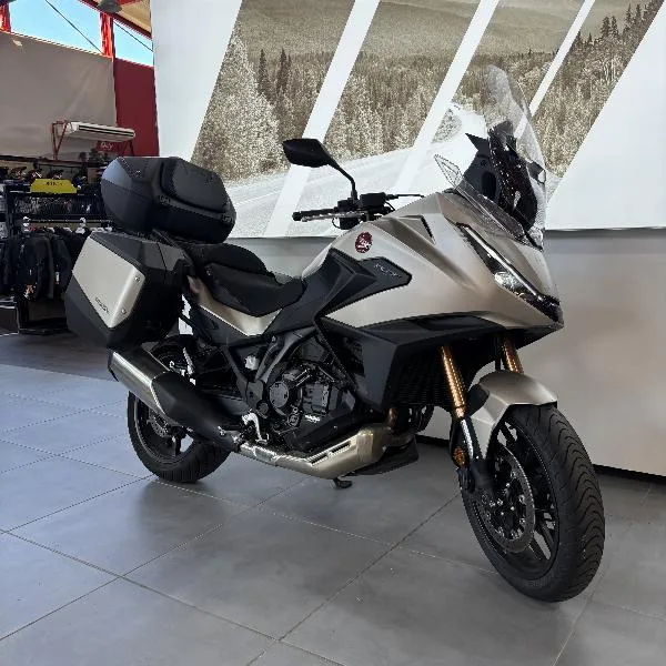 NT 1100 DCT