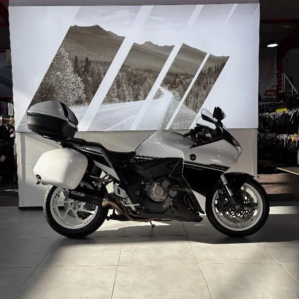 VFR 1200