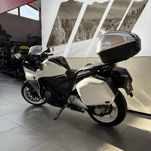 VFR 1200