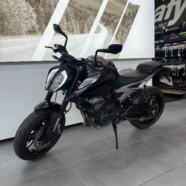 790 DUKE
