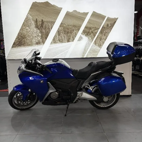 VFR 1200F