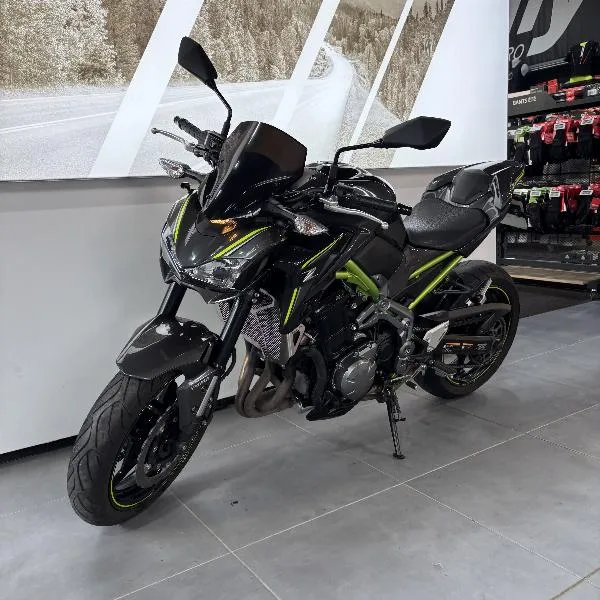 Z 900