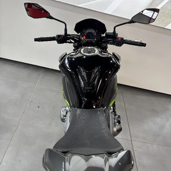 Z 900