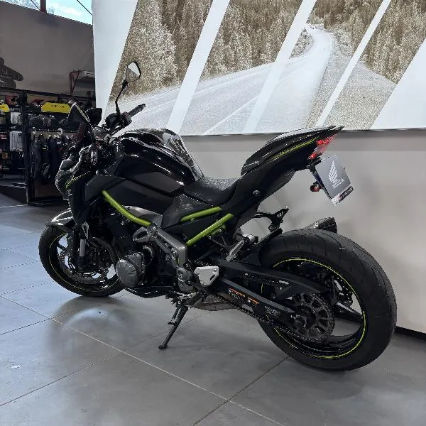 Z 900