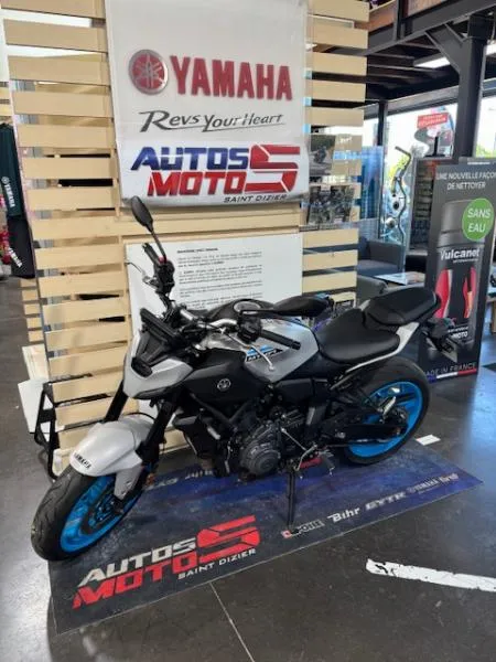 700 MT 07 35 KW