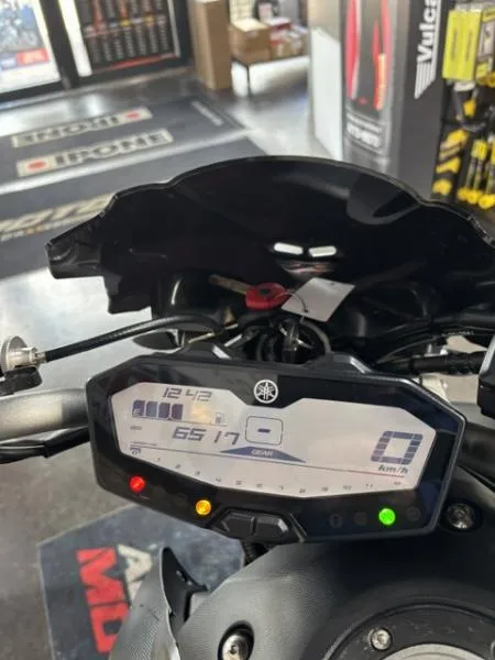 700 MT 07 