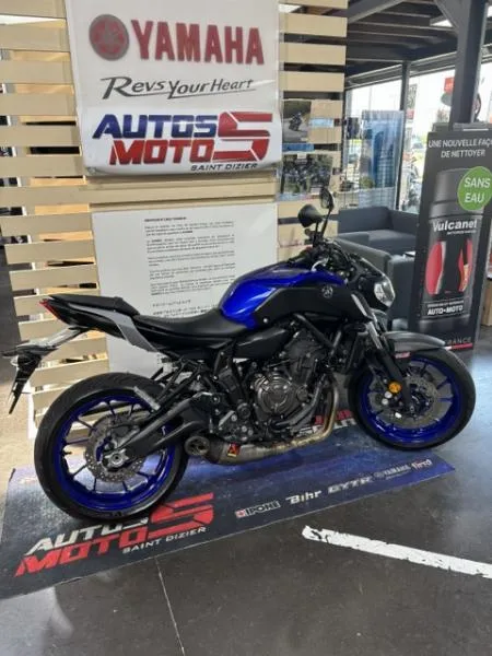700 MT 07 35 KW