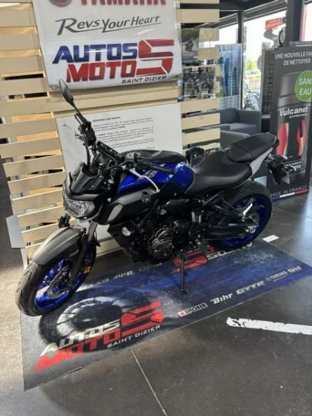 700 MT 07 35 KW
