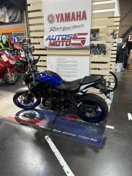 700 MT 07 35 KW