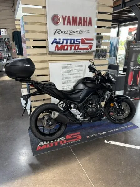 320 MT 03