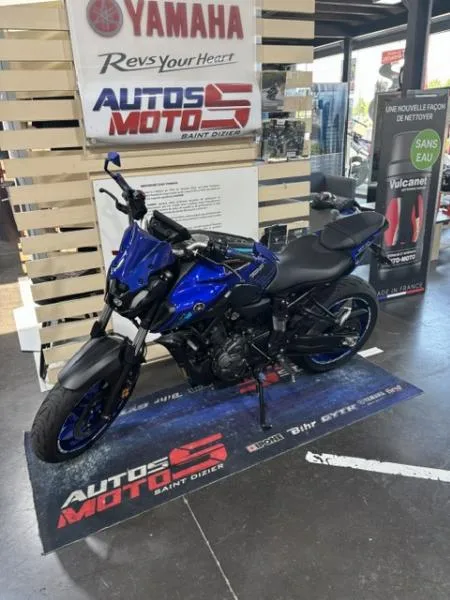 700 MT 07 