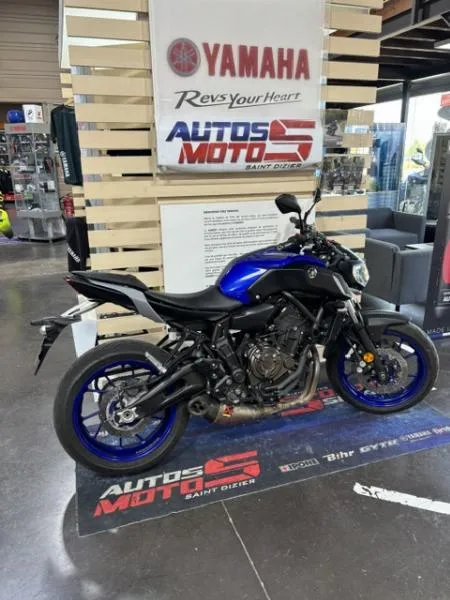 700 MT 07 35 KW