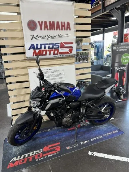 700 MT 07 35 KW