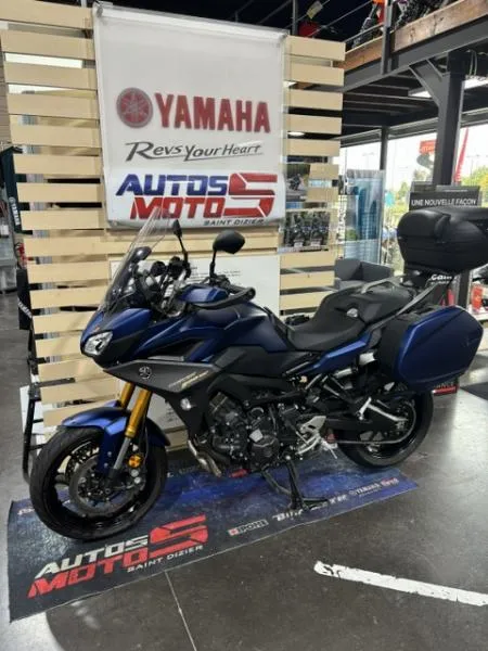 900 TRACER GT