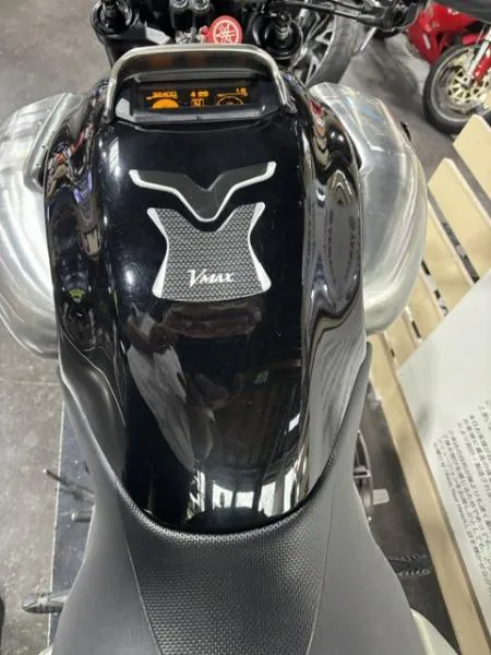 1700 V MAX