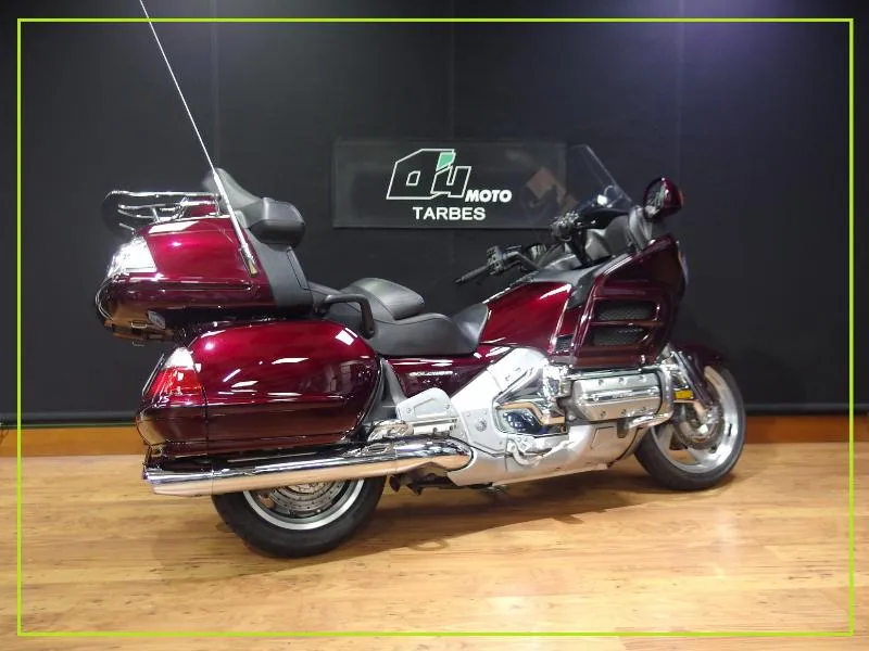GL1800 GOLDWING