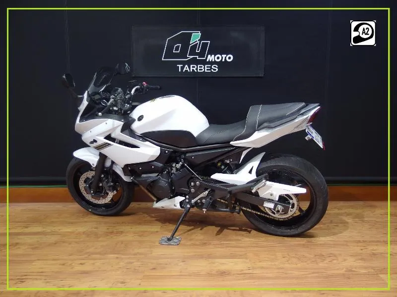 XJ6F DIVERSION