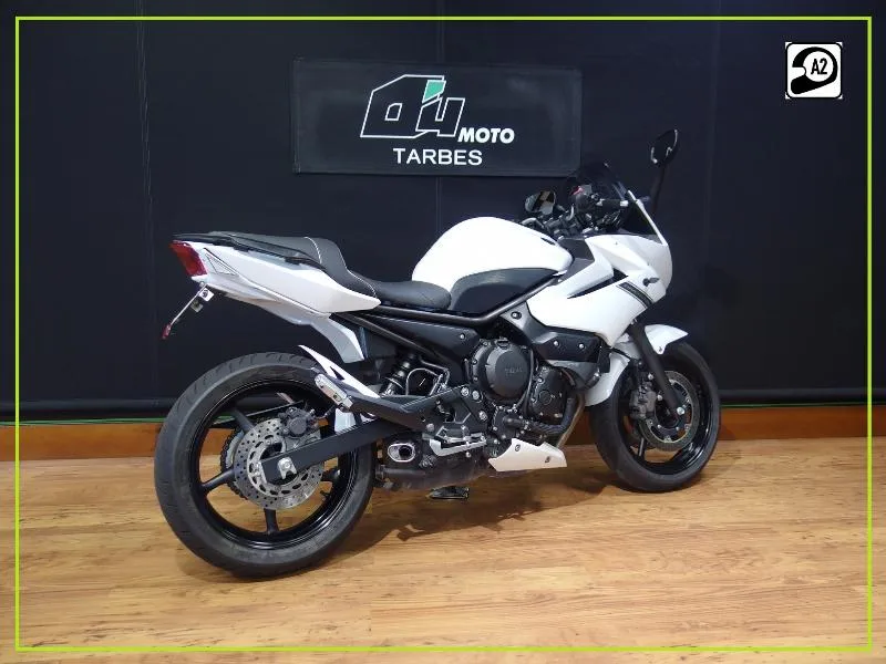 XJ6F DIVERSION