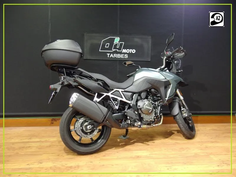 DL VSTROM 800