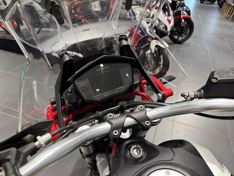 V85 TT 850
