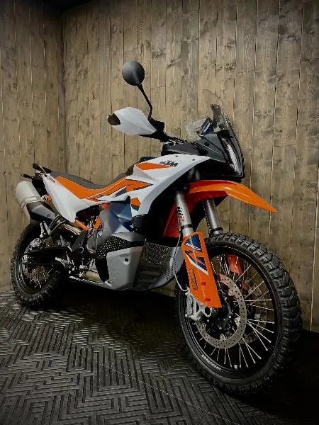 890 ADVENTURE R