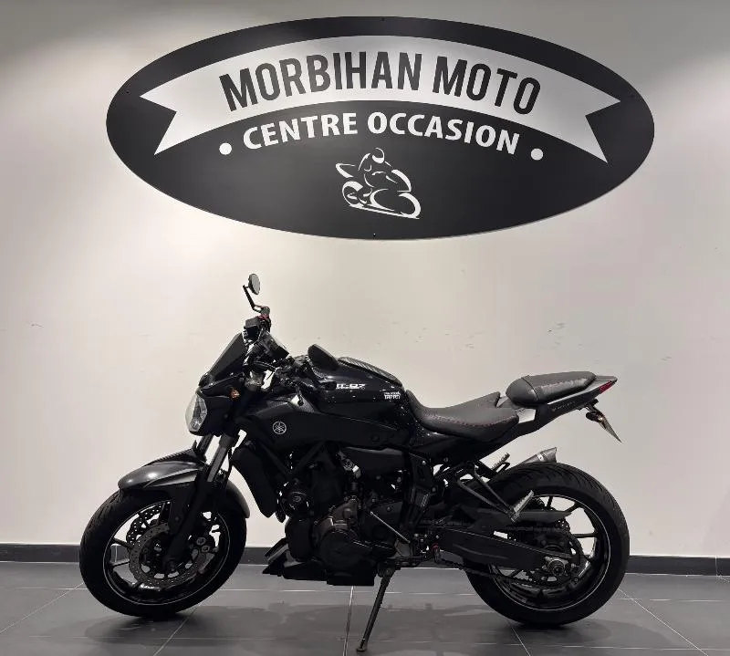 MT07 2015