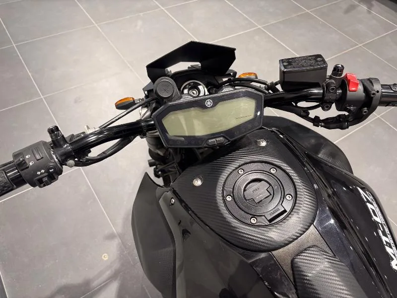 MT07