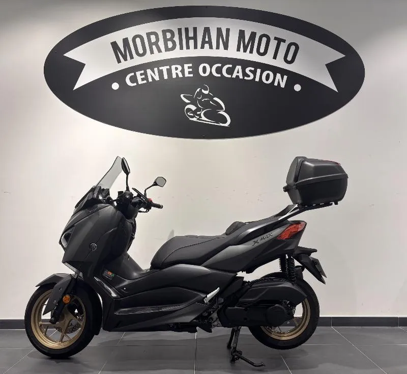 XMAX 125 TECH MAX