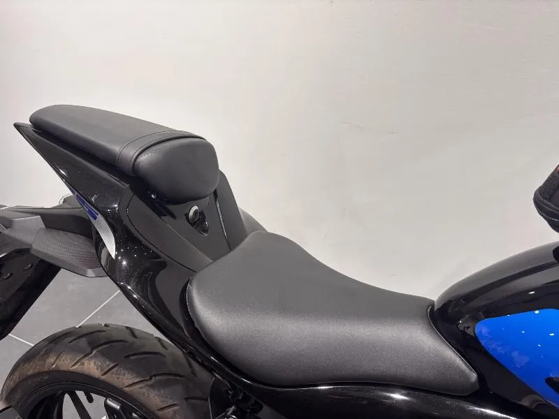 GSXS 125 ABS