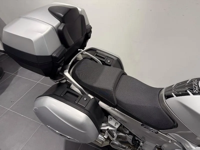 FJR 1300 AE