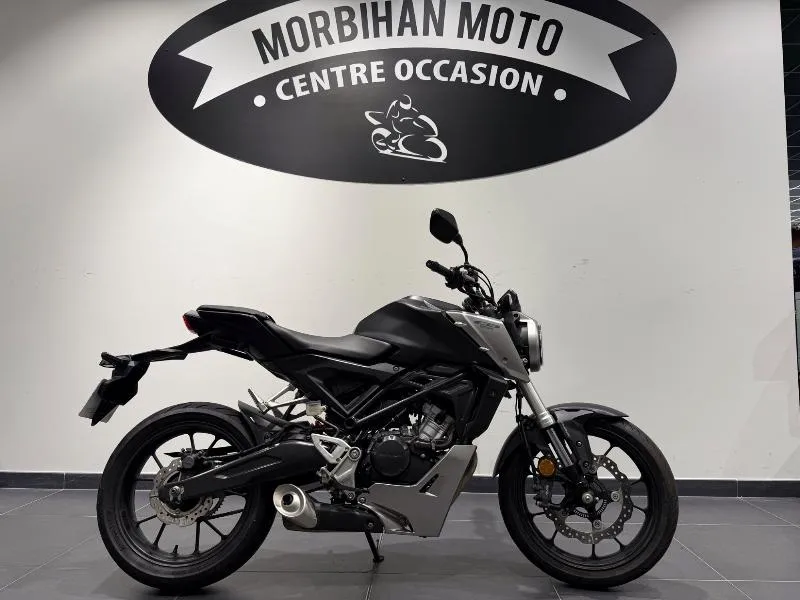 CB 125  R