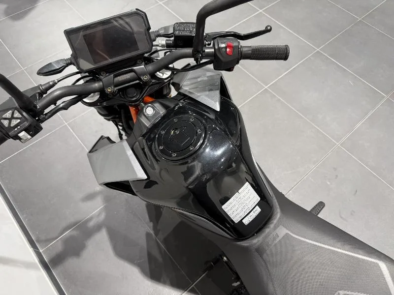 125 DUKE