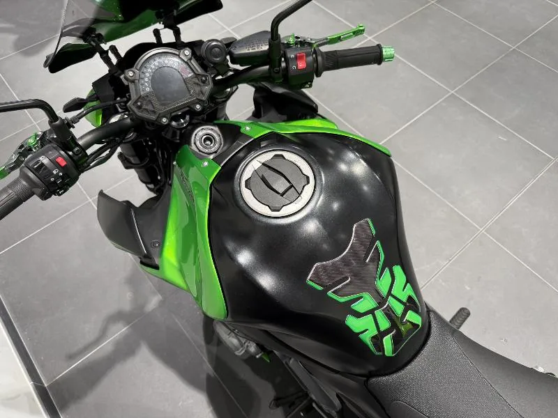 Z 900